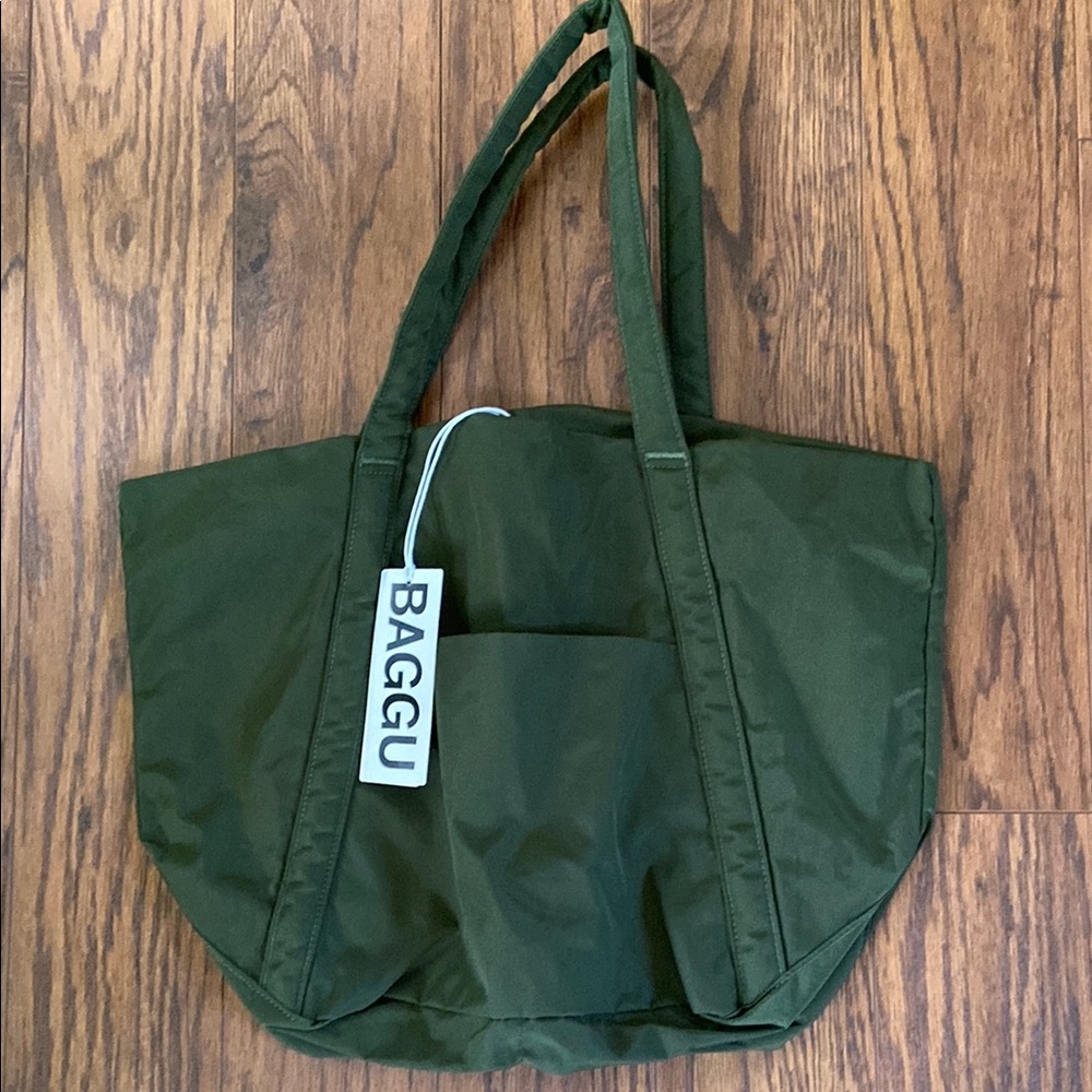 NWT Baggu cloud bag- Bay Laurel